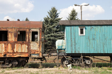 Fototapeta na wymiar Two old wagon