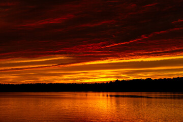 Fototapeta premium sunset over the lake