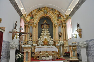 Fototapeta na wymiar Catholic Church Altar