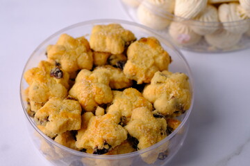 Kue Kering Lebaran, kue kismis. raisin-flavored Eid cookies. Usually served during Eid and Christmas. Indonesian food. Idul Fitri and Natal in Indonesia. 