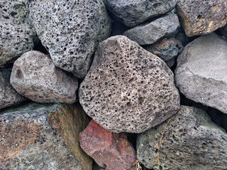 
It is a wall made of basalt.