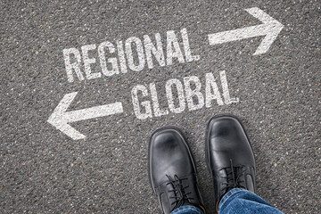 Entscheidung an der Kreuzung - Regional und Global