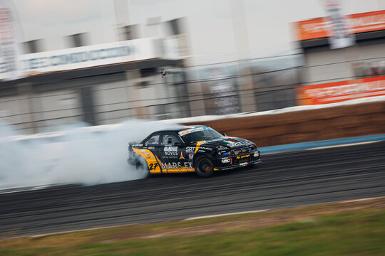 BMW E36 in drift with a lot of smoke