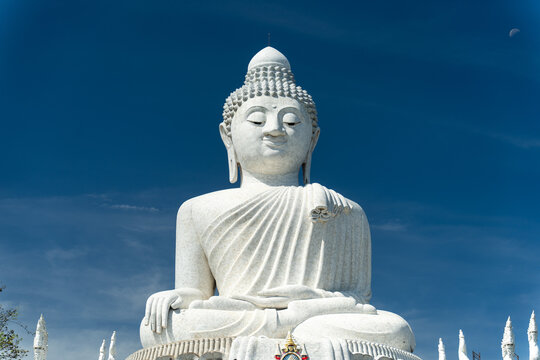 Grand Bouddha blanc de Phuket