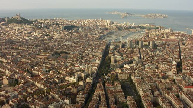 vue a&eacute;rienne de la canebi&egrave;re