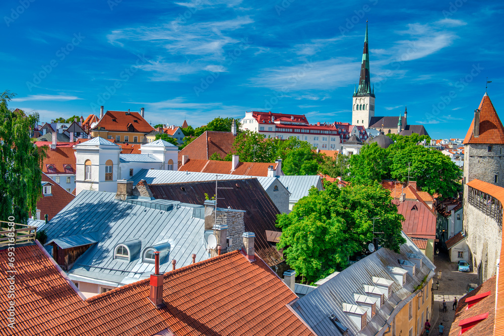 Sticker Tallinn, Estonia - July 15, 2017: Tallinn panoramic aerial view on a sunny summer day