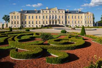 Latvian tourist landmark attraction -  Rundale palace and french garden, Pilsrundale, Latvia. - obrazy, fototapety, plakaty