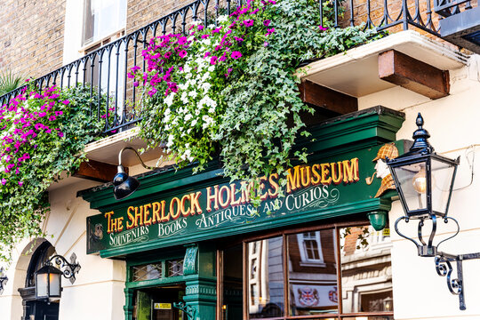 The fa&ccedil;ade of Sherlock Holmes Museum dedicated to the famous literary detective in 221b Baker Street, Marylebone district, London, United Kingdom