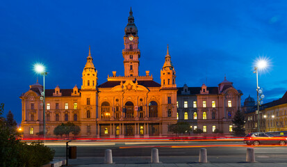 City Hall of hungarian town Gyor in night lights - obrazy, fototapety, plakaty