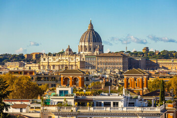 View of St. Peter's Basilica in Vatican, Italy at sunset - obrazy, fototapety, plakaty