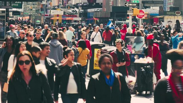 Time lapse crowd of people walking in New York, United States
