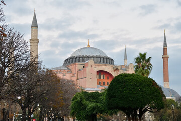 Fototapeta na wymiar Hagia sophia mosque exterior in istanbul turkey