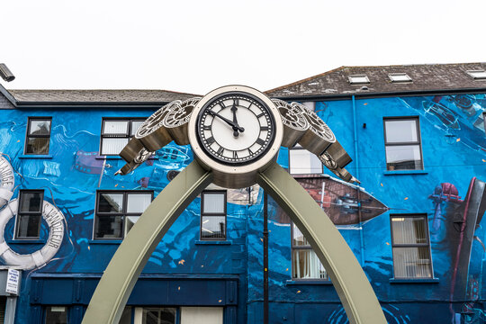 Contemporary sculpture with clocks in front of the Irish Museum of Time, in Greyfriars Street, Viking Triangle of Waterford city center, Ireland
