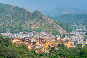 Fototapeta na wymiar views of amber fort in jaipur, india