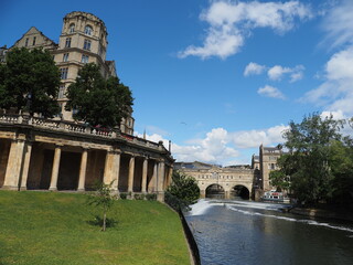 Pulterney-Brücke in Bath  - einer Stadt im Westen Englands in der Grafschaft Somerset