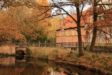 Blick auf Kloster Dinklage im Herbst