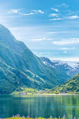 Afwasbaar Fotobehang Noord-Europa A beautiful mountainous landscape in Norway