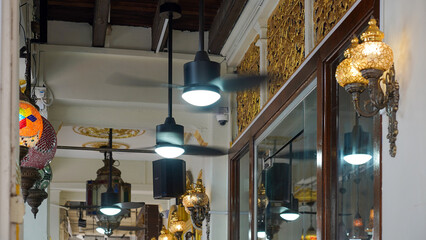 선풍기 바람 프로펠러 회전