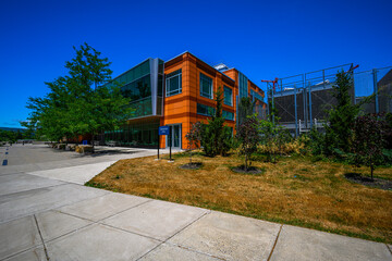 New Paltz: University