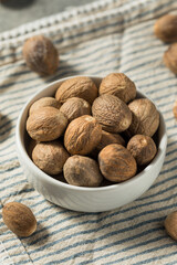 Organic Dry Whole Nutmeg
