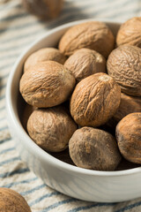 Organic Dry Whole Nutmeg