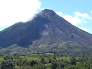 Fototapeta premium Volcán Arenal (Arenal Volcano)