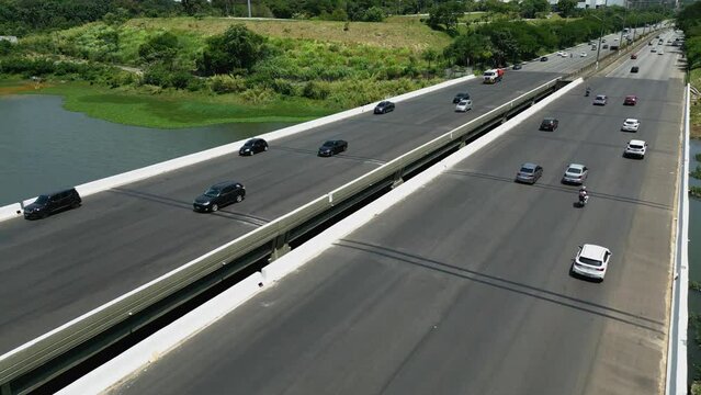 traffic on the highway