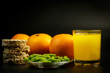 Orange slices and orange juice for a healthy diet