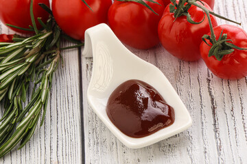 Tomato barbecue sauce on the bowl
