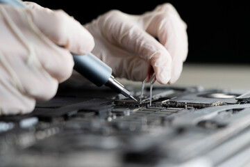 computer warranty guarantee, hands work with computer components