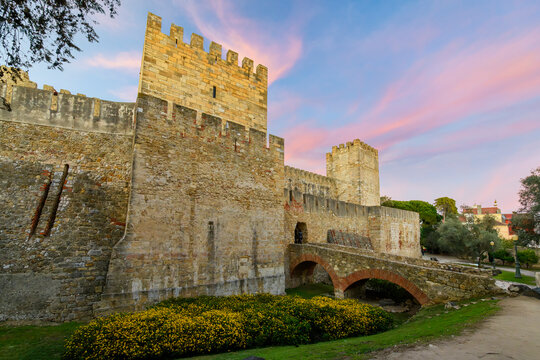 St. George's Castle, or Castelo de S&atilde;o Jorge, a hilltop fortification in the Alfama district overlooking Lisbon, Portugal.