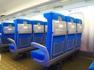 新幹線の車内