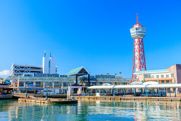 冬の博多ポートタワー　福岡県博多区　Hakata Port Tower in winter. Fukuoka Pref, Hakata Ward. - obrazy, fototapety, plakaty