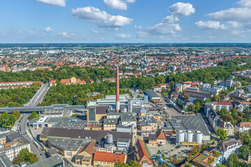 Ausblick über die MAN-Brücke auf Augsburg-Lechhausen östlich des Lech