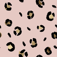 Leopard Luxury Pink Gold Seamless pattern