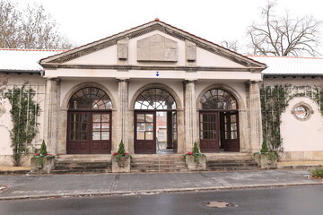 Historische Gebäude am Kurpark von Bad Nauheim in Hessen	