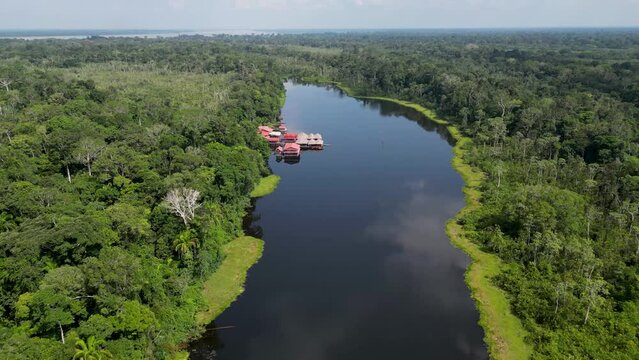 lago marasha en la selva del amazonas