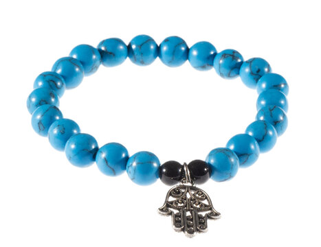 Pulseira de pedra turquesa azul. Formato de arquivo png fundo transparente.
