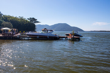 iate e o pier da  Lagoa da Conceição  Florianópolis Santa Catarina Brasil
