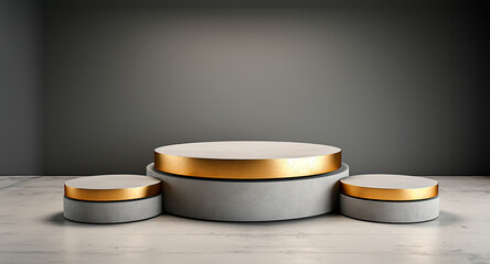 Trio de Pedestales de Lujo en Oro y Plata para Exhibición de Productos