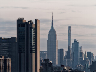 Fototapeta na wymiar Manhattan skyline from hudson river