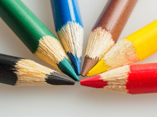 Obraz premium Colored pencils closeup shot macro selective
