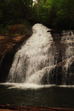 Cascading falls 