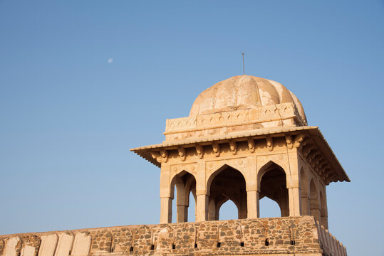 Pavilion or Palace of Rani Rupmati Mahal, Mandu, Madhya Pradesh, India, Asia.