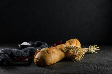 Frisch gebackenes, leckeres Baguette Brot hausgemacht