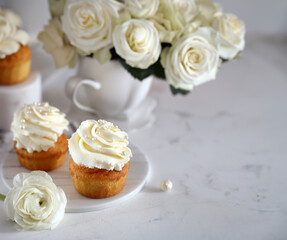 Obraz na płótnie Canvas dessert cupcake cake for romance and celebration