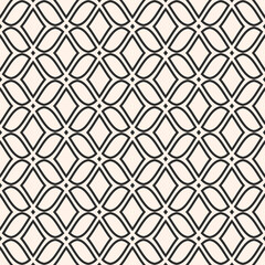 Abstract vector seamless pattern with geometric mesh design. Simple black and white linear texture. Minimal oriental style lattice background. Vector repeat ornament for decor, print, carpet, cloth
