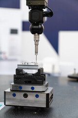 Infrared sensor for measuring parts. Quality evaluation on a modern factory..
