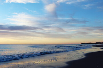 Fototapeta na wymiar sunset on the beach. natural background beautiful sunset on the beach