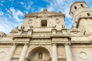 Obraz premium The Cathedral of the city of Valladolid, Spain. It is located in downtown, and is one of the touristic attractions of the city. High quality photography